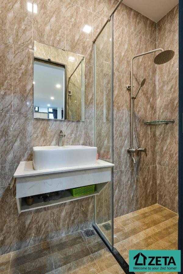Hotel Zeta Homes